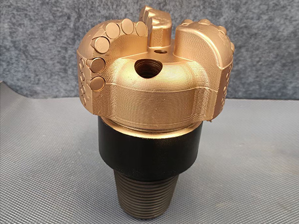 简易PDC地质钻头